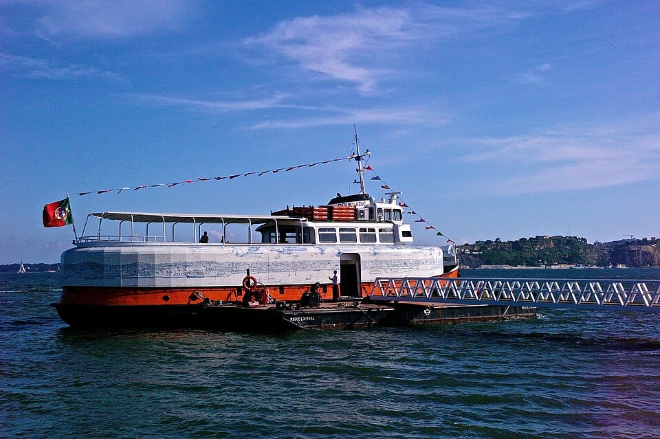 Lisboa e Porto já não são as únicas: cidades que atraem compradores estrangeiros